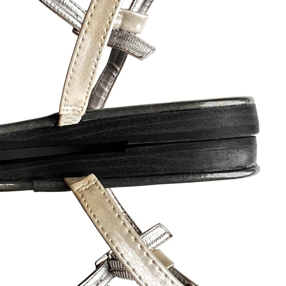 Bandolino sandal flat strappy black cream patent leather size 10 - Picture 13 of 14